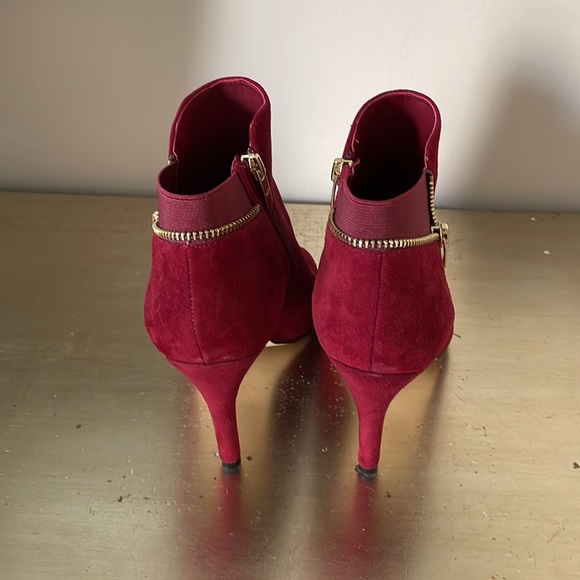 Marc Fisher Red Boots for the holidays! - Picture 4 of 6